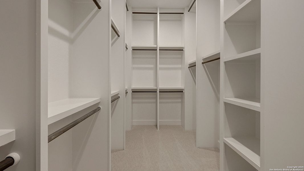 Furnished interior view inside a new home in George's Ranch Acre, Boerne (Image 14).