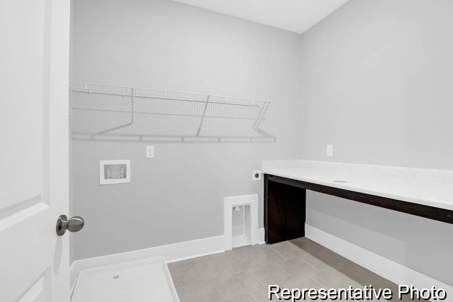 Spacious, unfurnished interior of a new home in Homecoming, Ravenel (Image 17).