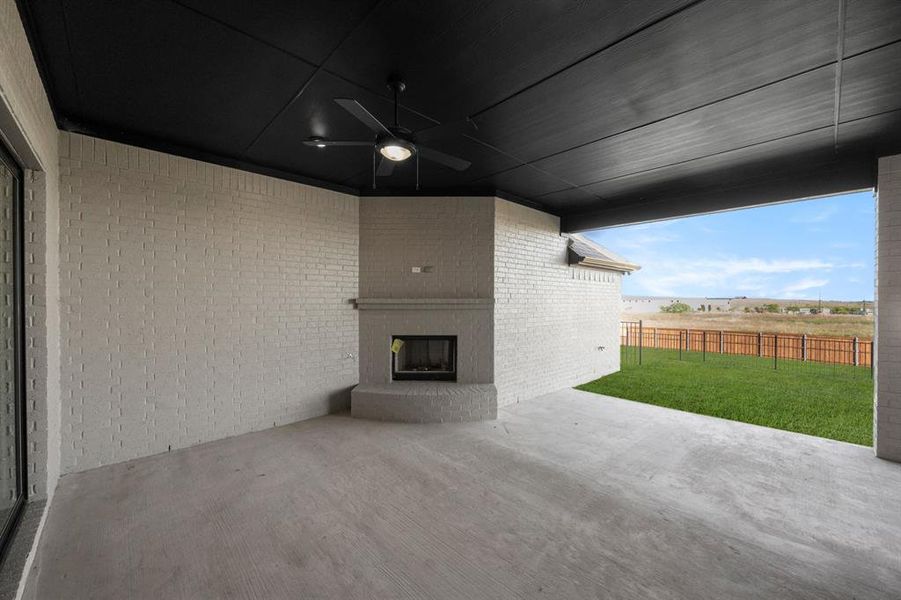 213 Bel Grand- patio-1 213 Bel Grand- patio-1