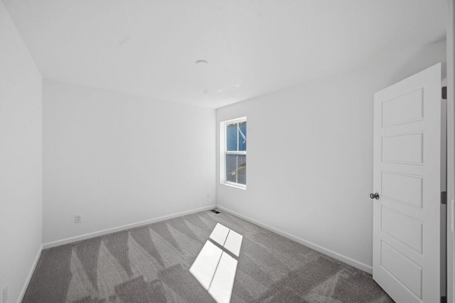 Spacious, unfurnished interior of a new home in The Aurora Highlands, Aurora (Image 12). Spacious, unfurnished interior of a new home in The Aurora Highlands, Aurora (Image 12).