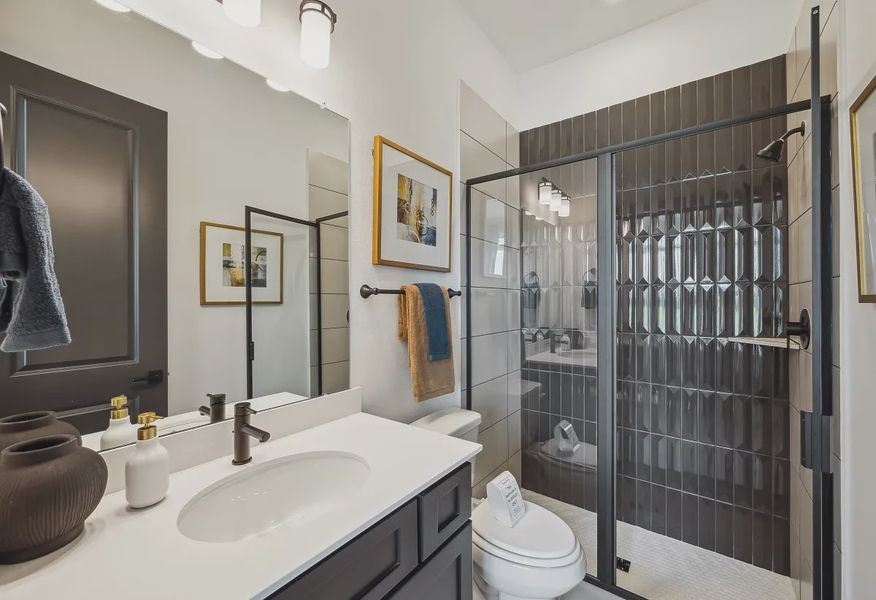 Plan 5058 bath 2 - staged - 19 of 25