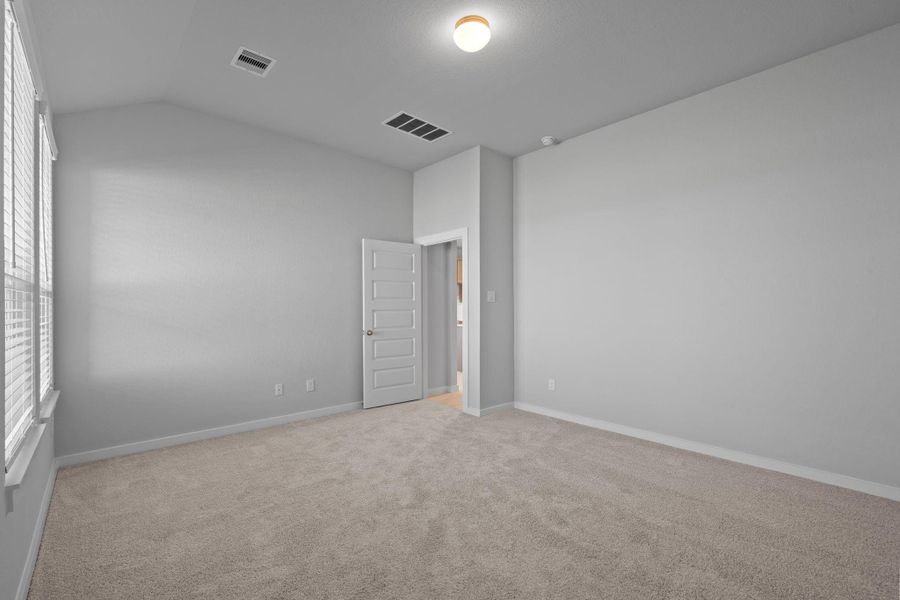 Spacious, unfurnished interior of a new home in Beacon Hill, Waller (Image 12). Spacious, unfurnished interior of a new home in Beacon Hill, Waller (Image 12).