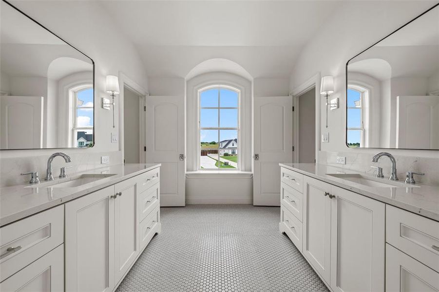 Furnished interior view inside a new home in , McGregor (Image 17).