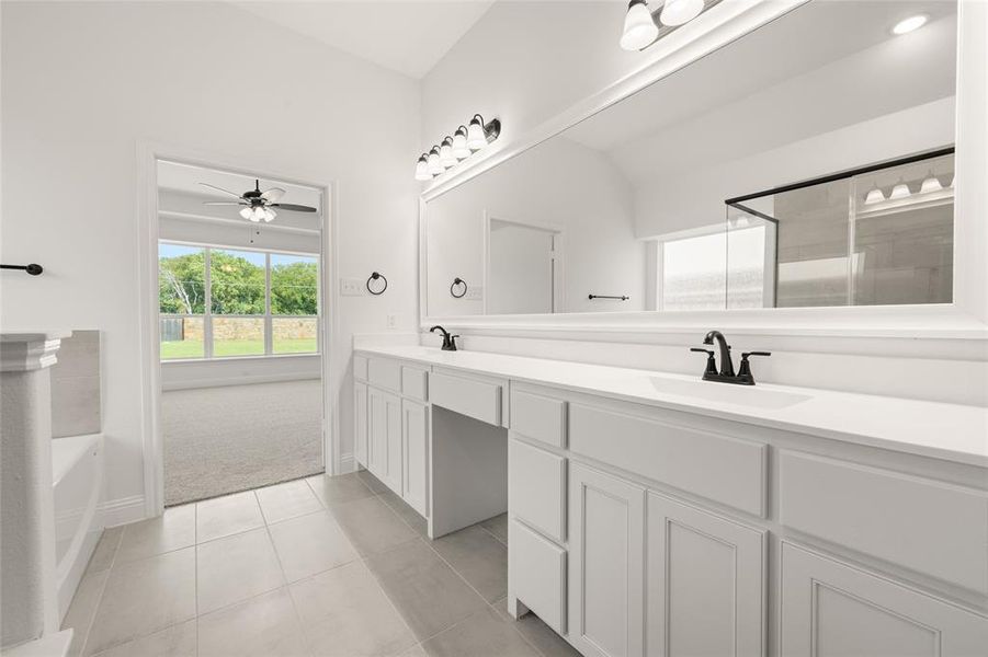 345 Paddle Boat- Primary Suite-5 345 Paddle Boat- Primary Suite-5