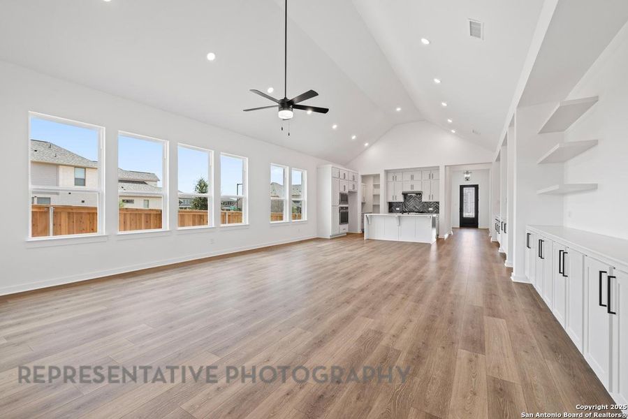 Spacious, unfurnished interior of a new home in The Crossvine, Schertz (Image 9). Spacious, unfurnished interior of a new home in The Crossvine, Schertz (Image 9).