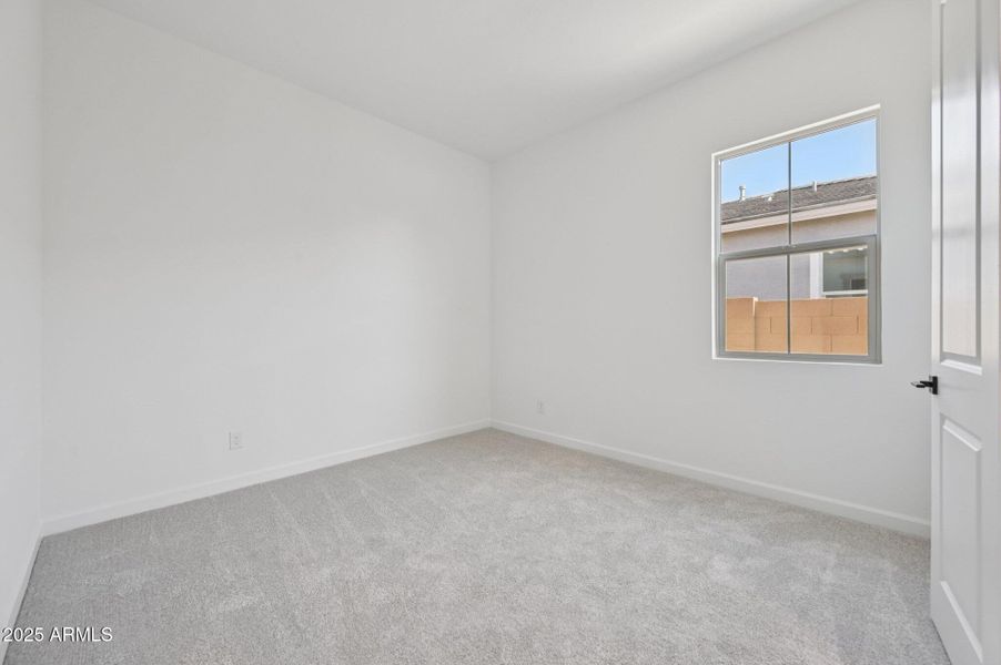 38-web-or-mls-E Stirrup St-S1212-038 38-web-or-mls-E Stirrup St-S1212-038