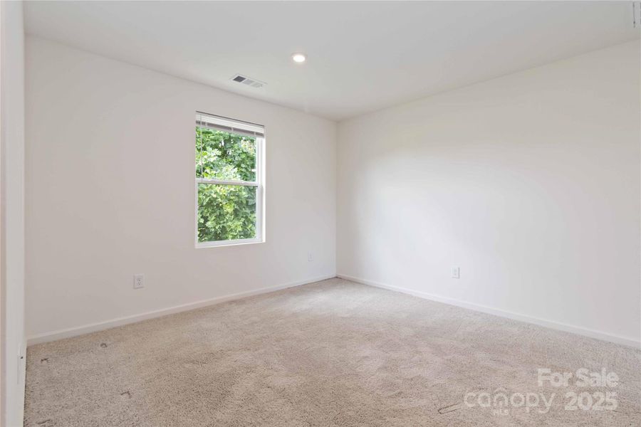 Spacious, unfurnished interior of a new home in , Cowpens (Image 11).