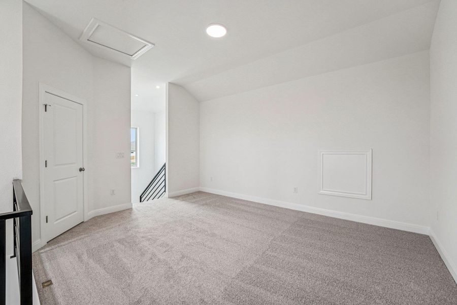 Spacious, unfurnished interior of a new home in Sage Hollow, Kyle (Image 14). Spacious, unfurnished interior of a new home in Sage Hollow, Kyle (Image 14).