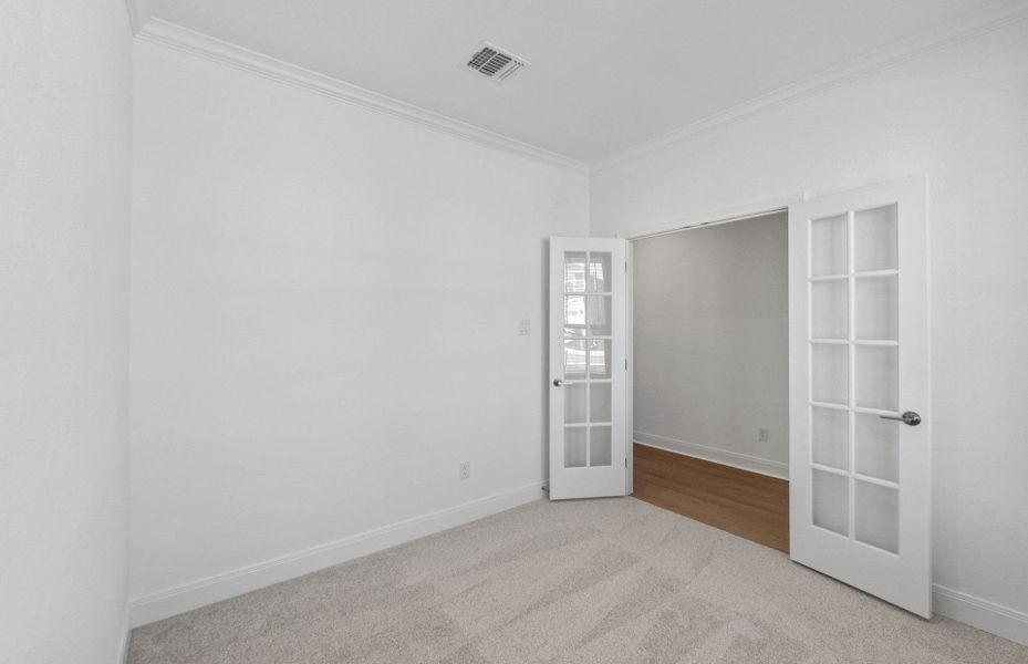 Spacious, unfurnished interior of a new home in Patterson Ranch, Georgetown (Image 16).