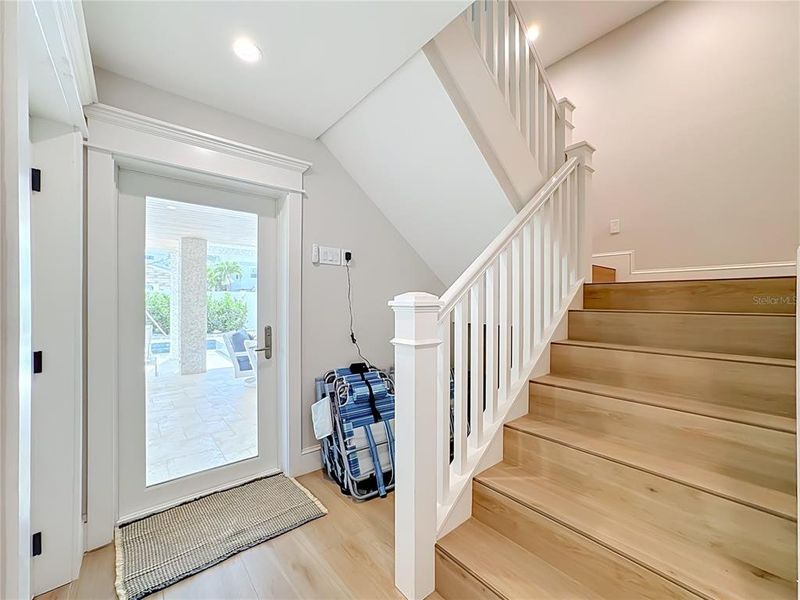 Spacious, unfurnished interior of a new home in , Bradenton Beach (Image 71).