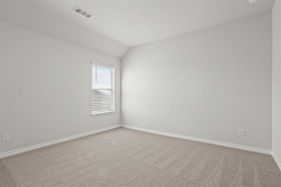 Spacious, unfurnished interior of a new home in Deer Creek, Crowley (Image 35).