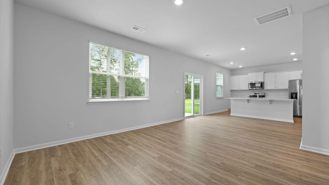Spacious, unfurnished interior of a new home in Pineview North, Summerville (Image 27).
