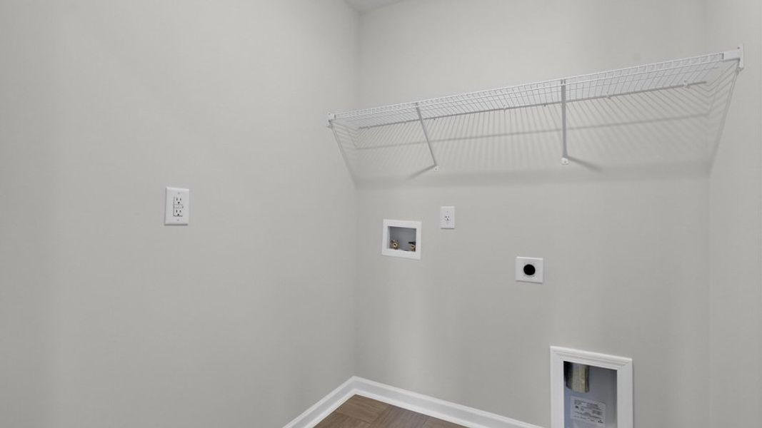 Spacious, unfurnished interior of a new home in The Reserve at Prestleigh, Wake Forest (Image 33).