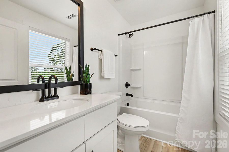 Furnished interior view inside a new home in , Kannapolis (Image 10).