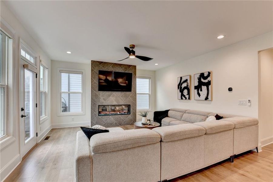 Furnished interior view inside a new home in , Woodstock (Image 51).