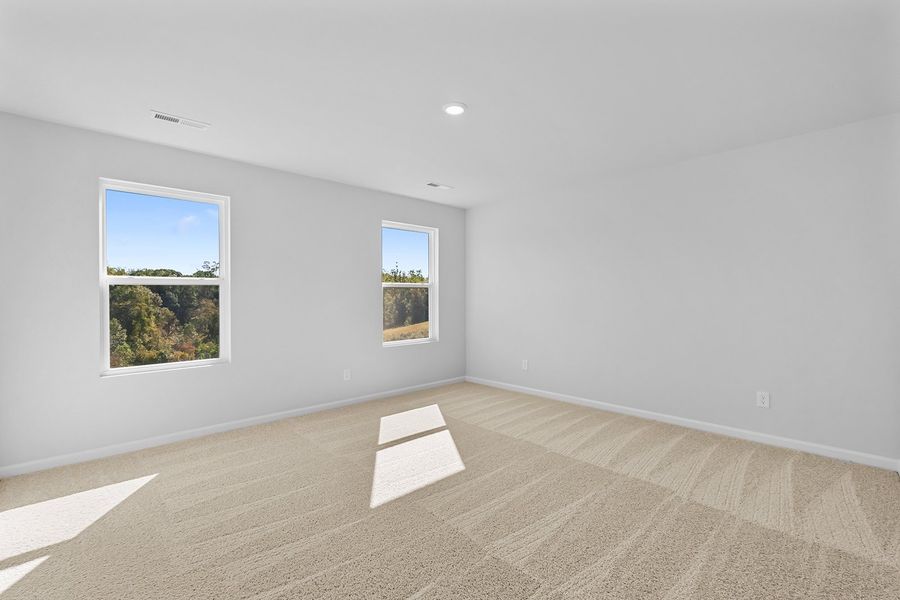 Spacious, unfurnished interior of a new home in Bell West, Kernersville (Image 28).