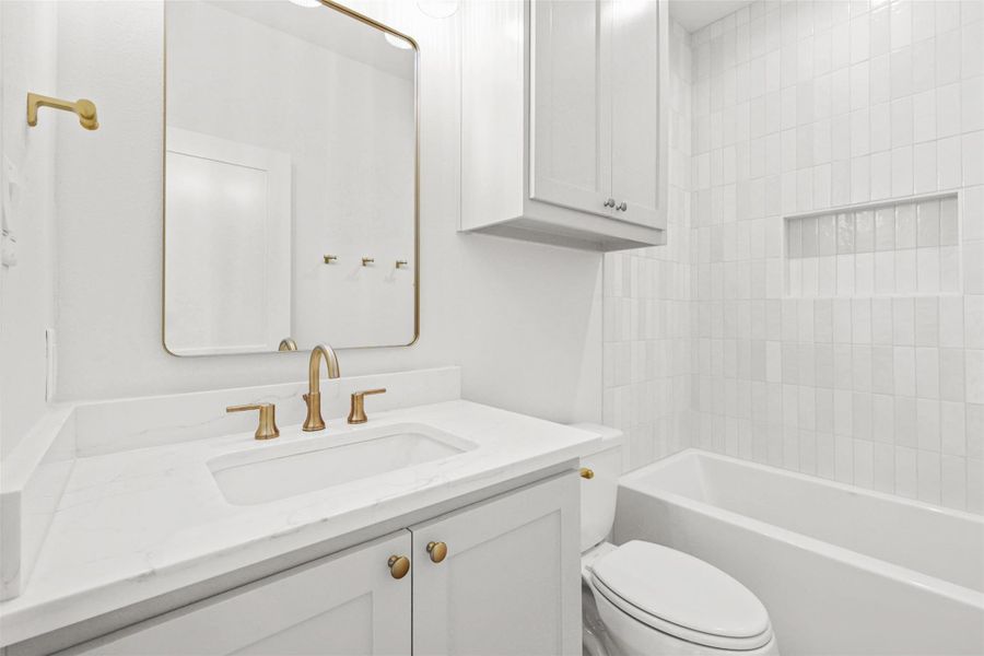 Furnished interior view inside a new home in , Franklin (Image 45). Furnished interior view inside a new home in , Franklin (Image 45).