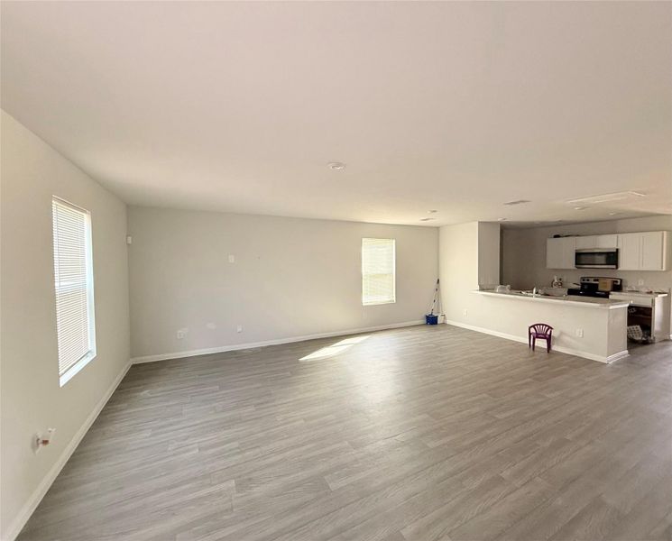 Spacious, unfurnished interior of a new home in Grand Oaks Reserve, Cleveland (Image 5). Spacious, unfurnished interior of a new home in Grand Oaks Reserve, Cleveland (Image 5).