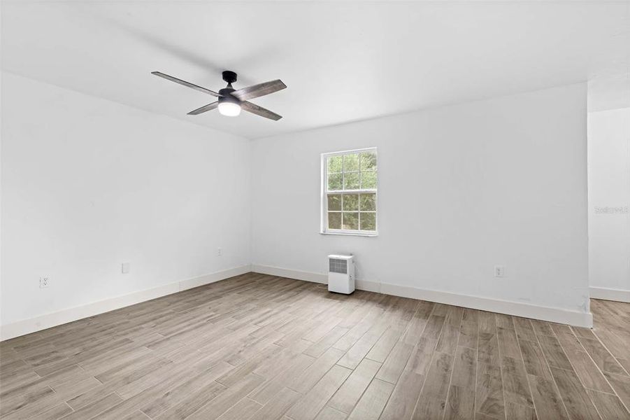 Spacious, unfurnished interior of a new home in , Brooksville (Image 23).
