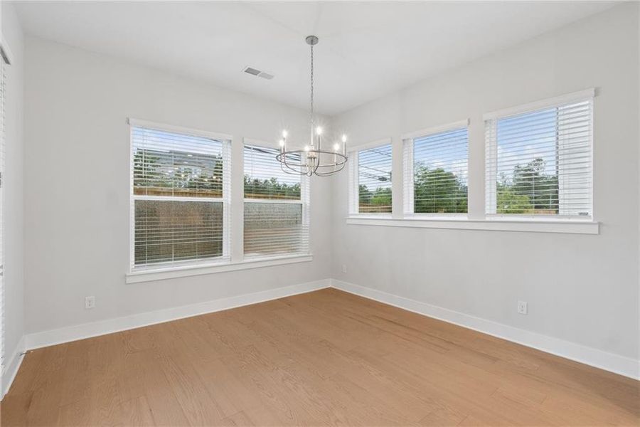 Spacious, unfurnished interior of a new home in Havencroft, Woodstock (Image 14).