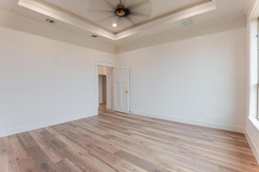 Spacious, unfurnished interior of a new home in , Granbury (Image 32). Spacious, unfurnished interior of a new home in , Granbury (Image 32).