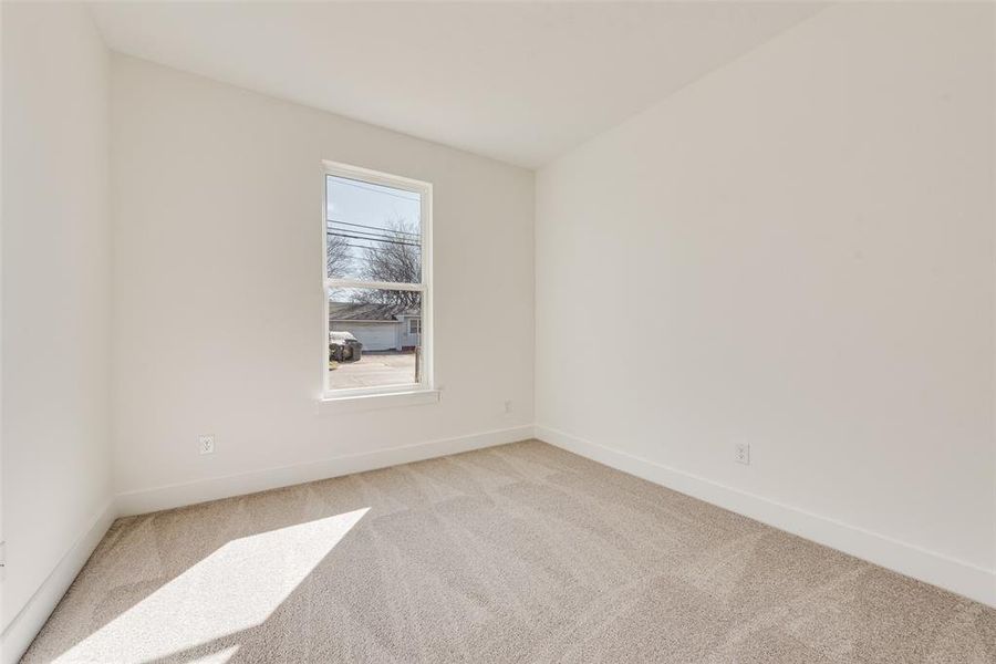 Spacious, unfurnished interior of a new home in , Dallas (Image 15).