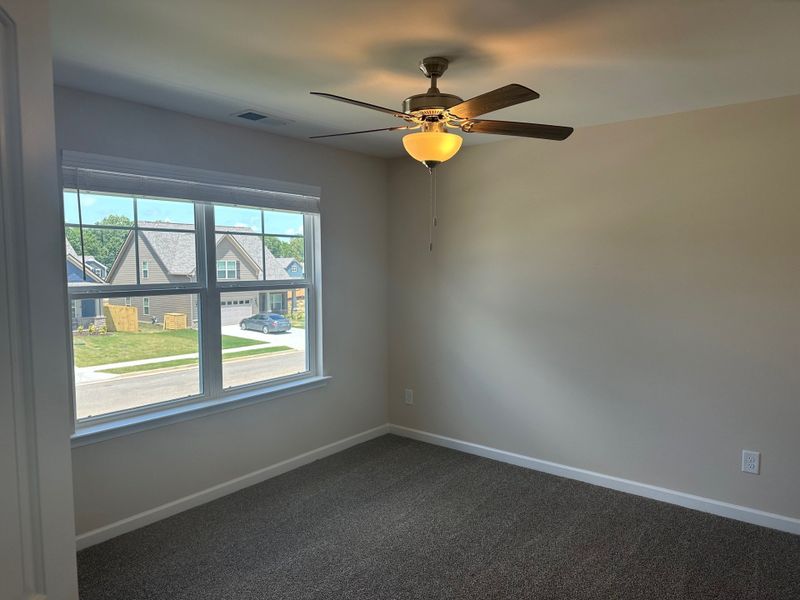 Spacious, unfurnished interior of a new home in Cumberland Estates, Fairview (Image 12).
