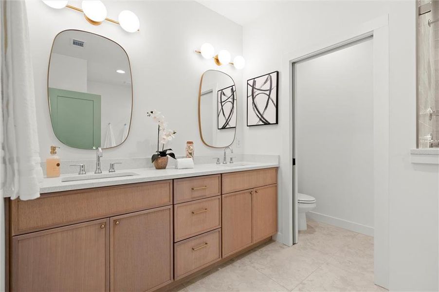 Furnished interior view inside a new home in , Atlanta (Image 16).