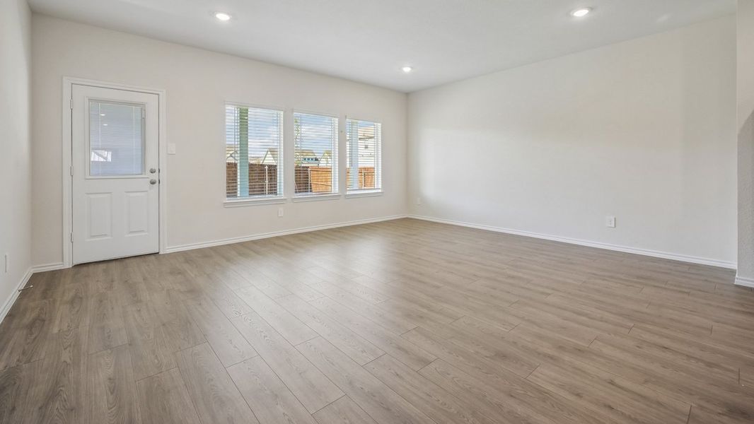 Spacious, unfurnished interior of a new home in Windrose, Pilot Point (Image 5).