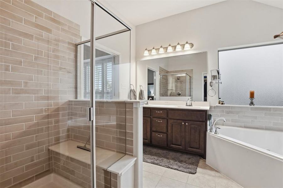 Furnished interior view inside a new home in Chisholm Hills, Cleburne (Image 29).