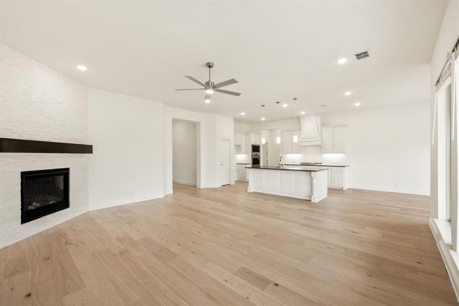 Spacious, unfurnished interior of a new home in Rockwood, Mansfield (Image 25).