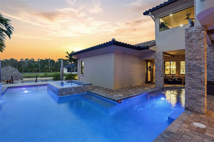 Exterior details and patio area of a home in , Cape Coral (Image 26).