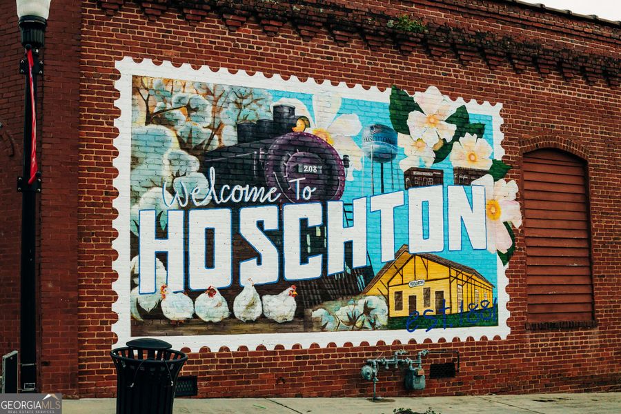 Image 68 of a home in Rosewood Lake Estates.