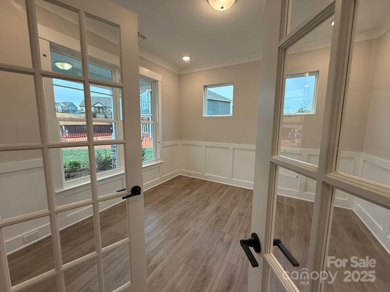 Spacious, unfurnished interior of a new home in Robinson Oaks, Gastonia (Image 13).