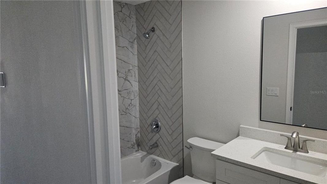 2ND BATHROOM 2ND BATHROOM