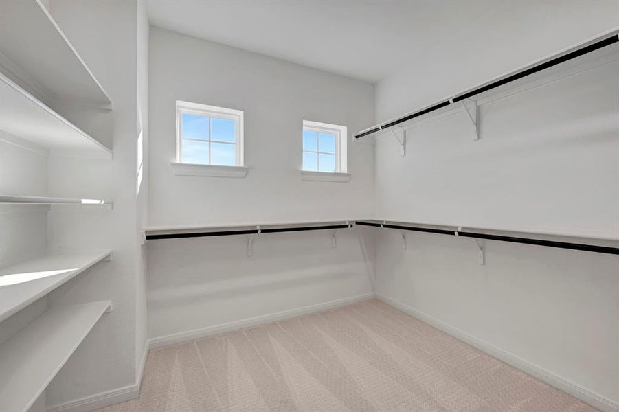 Spacious, unfurnished interior of a new home in Painted Tree Woodland West – Village, McKinney (Image 27).