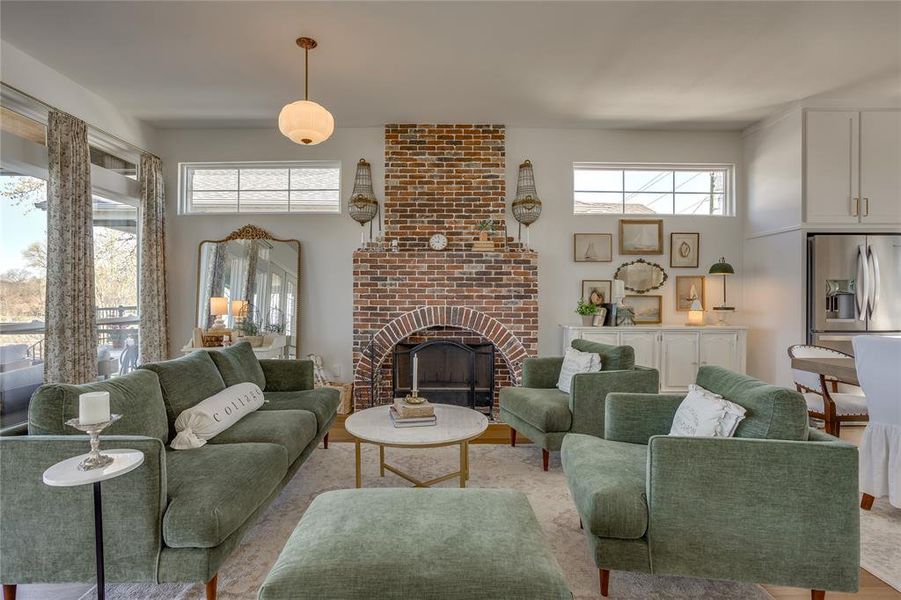 Furnished interior view inside a new home in , Weatherford (Image 33).