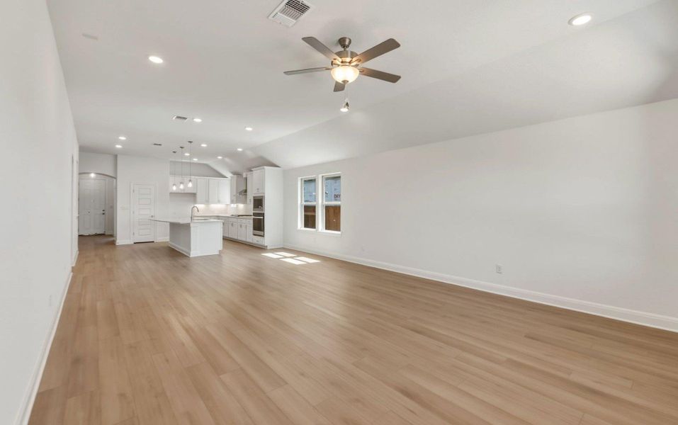 Spacious, unfurnished interior of a new home in West Cypress Hills, Spicewood (Image 17). Spacious, unfurnished interior of a new home in West Cypress Hills, Spicewood (Image 17).
