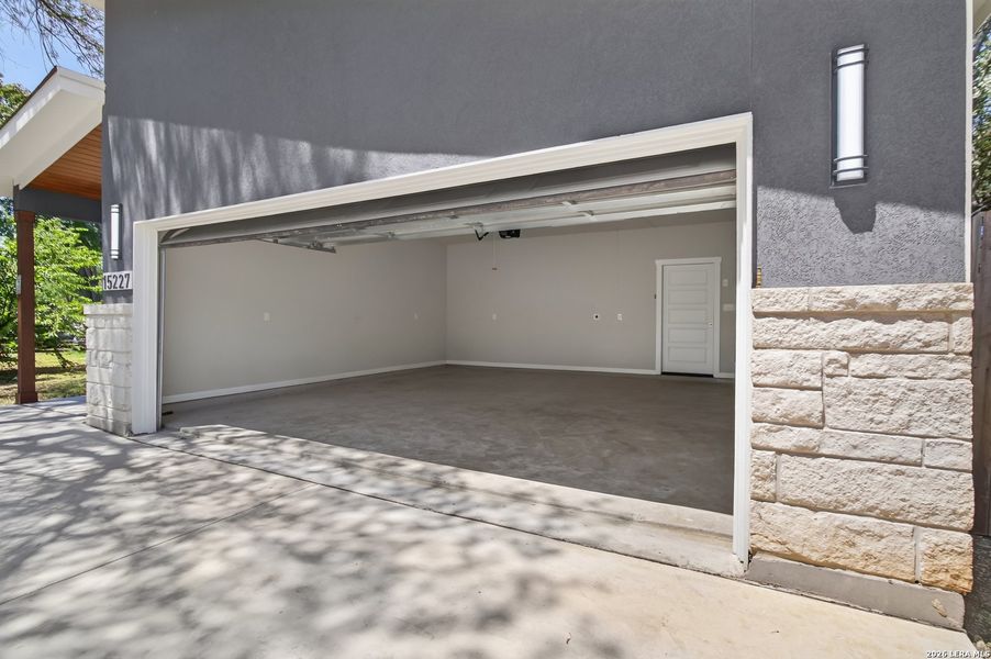 Exterior details and patio area of a home in , San Antonio (Image 25). Exterior details and patio area of a home in , San Antonio (Image 25).