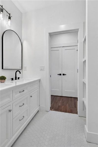 Furnished interior view inside a new home in , Atlanta (Image 39).