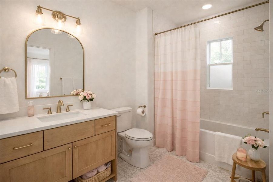 Furnished interior view inside a new home in , Oviedo (Image 9).