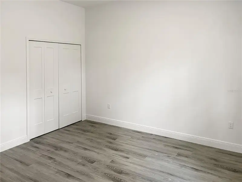 Spacious, unfurnished interior of a new home in , Ocala (Image 18).