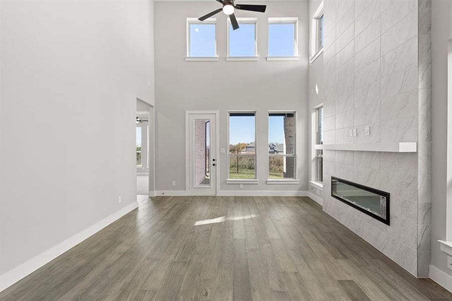 Spacious, unfurnished interior of a new home in The Villages of Hurricane Creek, Anna (Image 22).