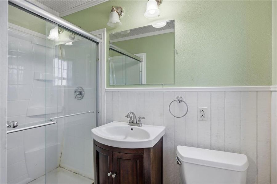 Furnished interior view inside a new home in , Nemo (Image 16).