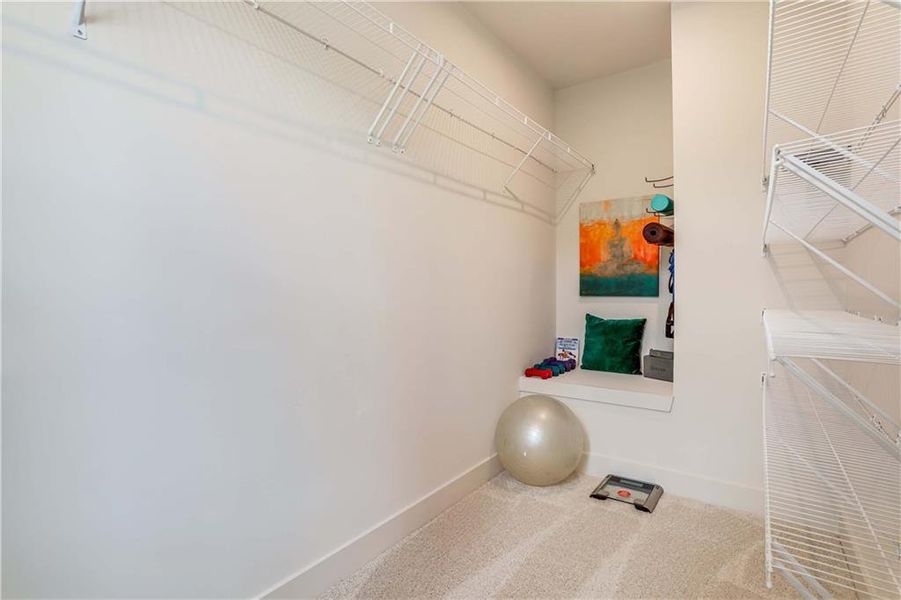 Spacious, unfurnished interior of a new home in , Atlanta (Image 20).
