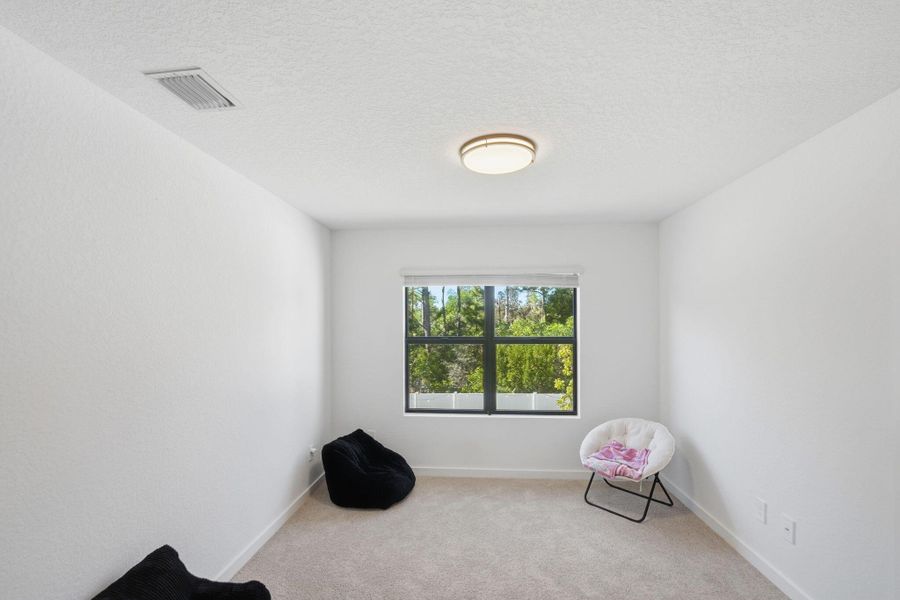 Image 32 of a home in Willow Pointe. Image 32 of a home in Willow Pointe.