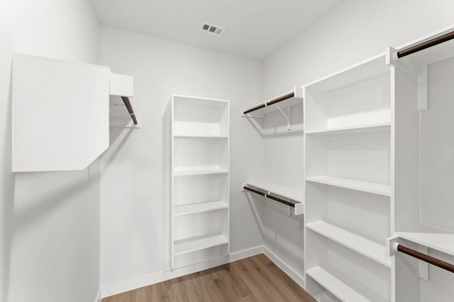 Furnished interior view inside a new home in Veranda Designer, San Antonio (Image 12).