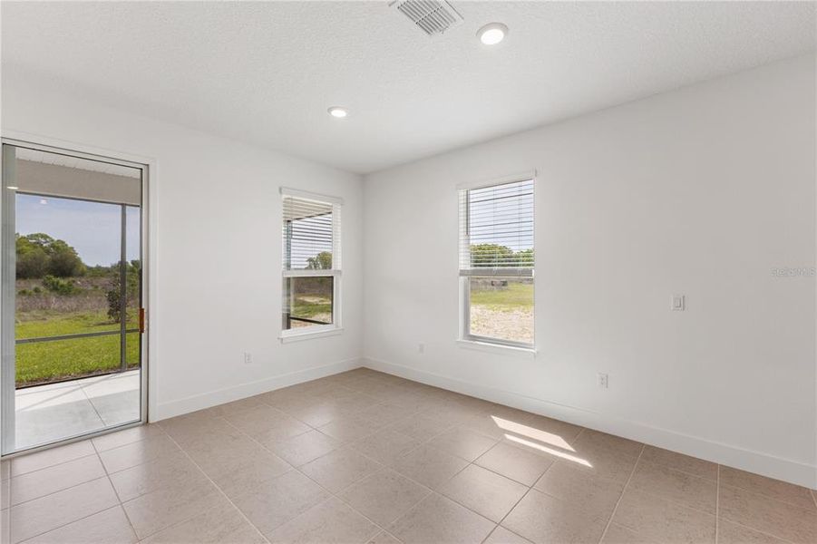 Spacious, unfurnished interior of a new home in Ocala Preserve, Ocala (Image 32).