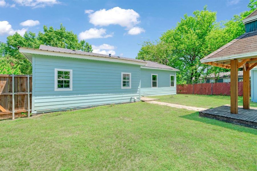 Exterior details and patio area of a home in , Paris (Image 3). Exterior details and patio area of a home in , Paris (Image 3).