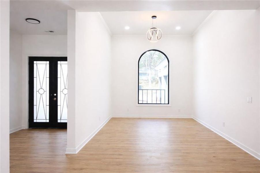Spacious, unfurnished interior of a new home in , Mableton (Image 16).